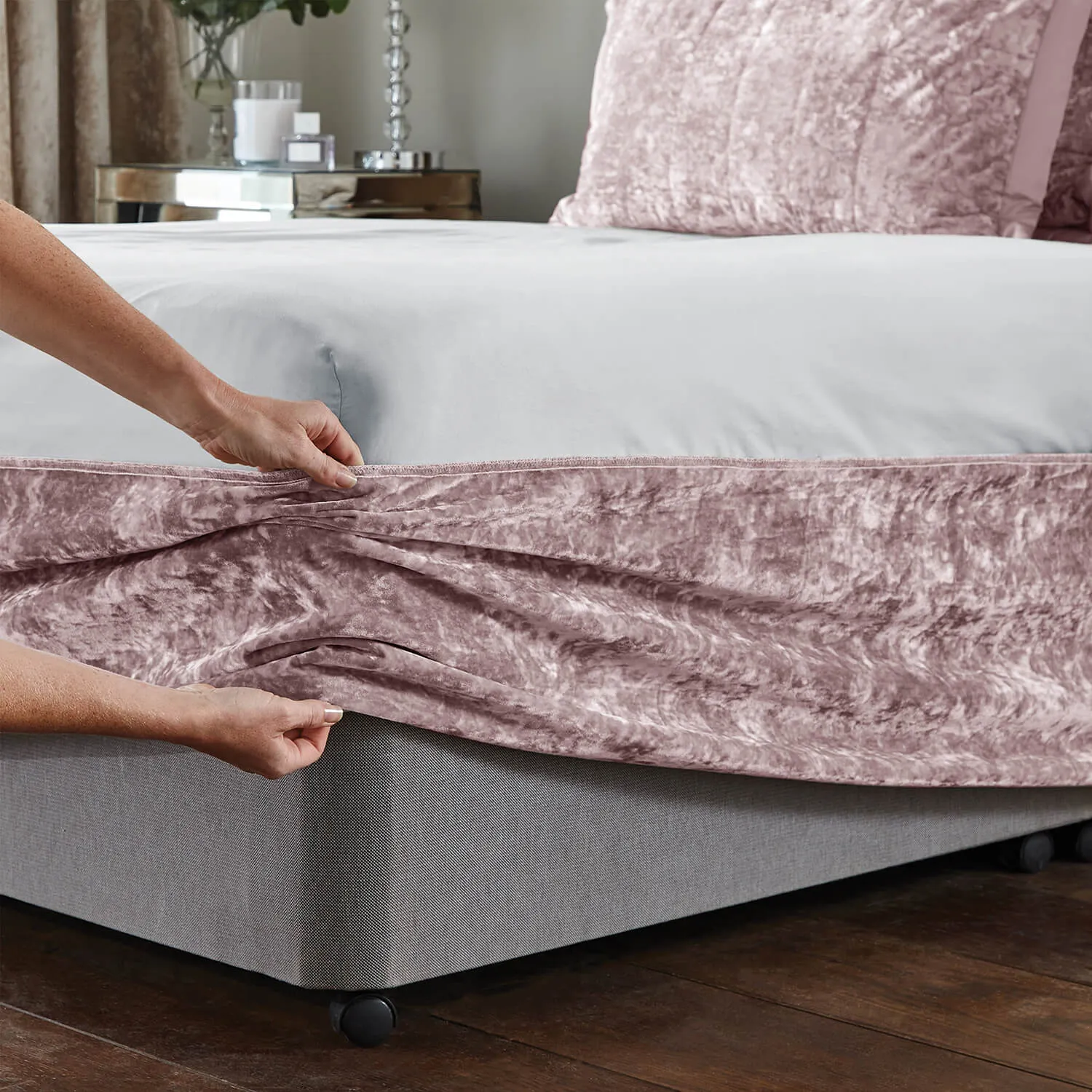 Crushed Velvet Divan Base Wrap - Blush