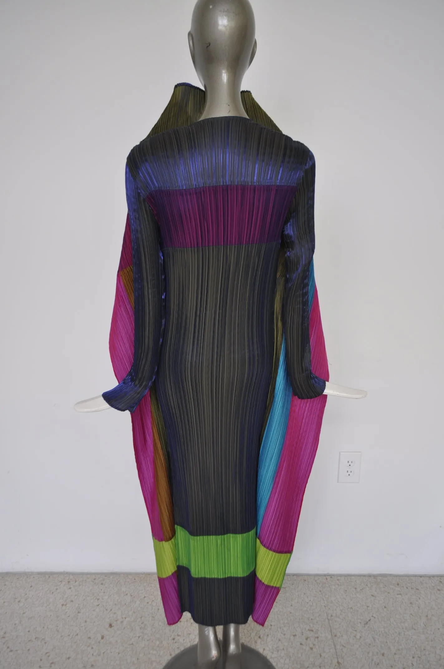 Issey Miyake avant garde pleated dress East meets West